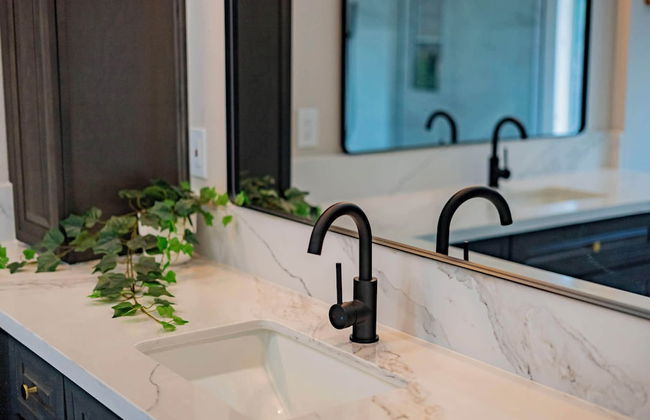 Newly Remodeled Suburban House - Foto 37