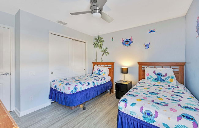 Windsor Hills 6BR Home Pool Spa Private Theater - Foto 8