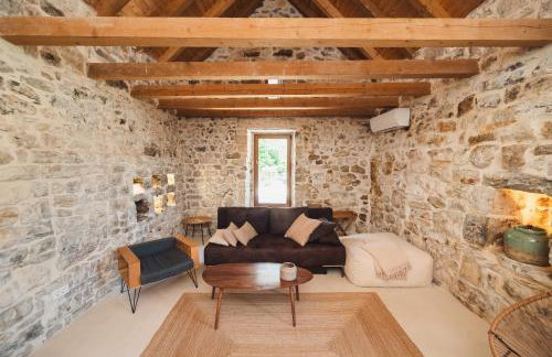Maison Laurel - Beautiful Stone Estate With Private Pool, Near Split and Omiš - Foto 10