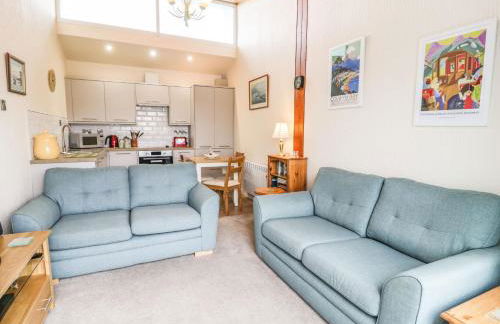 1 South Snowdon Wharf - Photo 5