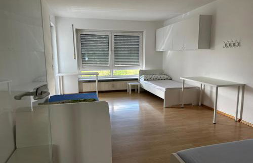 Helle Unterkunft in Schkeuditz - Photo 11