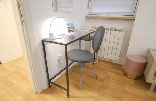 APARTIQUE ZAGREB self check in! - Foto 16