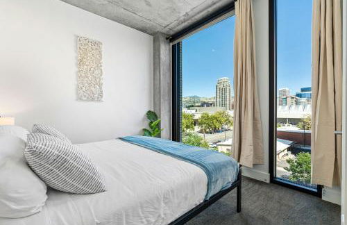 City Views! Luxury King bed gym pool HTub - Foto 25