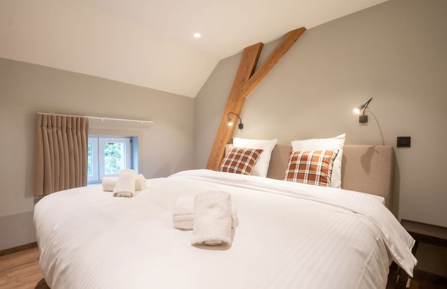 Huyze Ter Bercken with swimming pond - Photo 3