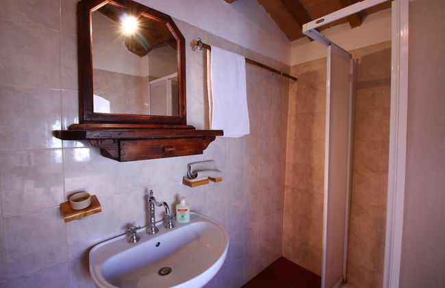 Umbria's Poolside Charm - Foto 25