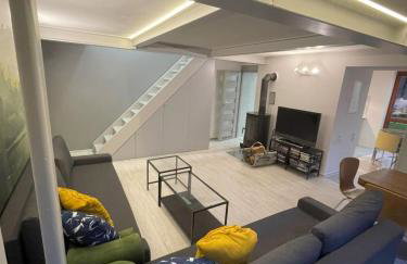 DOMKI w LESIE NAD RZEKĄ - Foto 7