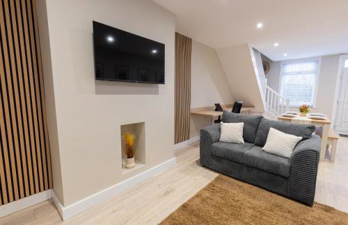 'Weston House' Newly Renovated Family and Workspace Business Cosy Home in Runcorn, Cheshire ENTIRE HOUSE - Foto 37