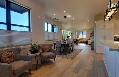 Mahar Homes - Plaza North on First - Foto 60