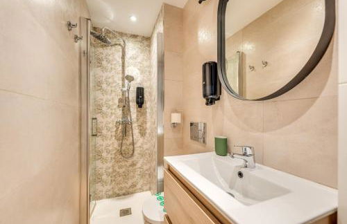 Charming Apartment in Heart of Malaga - Photo 21