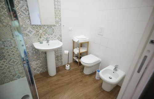 Terminal 1 Guest House - Photo 56