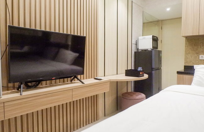 Best Studio Benson Apartment Connected to Pakuwon Mall next to Anderson - Photo 12