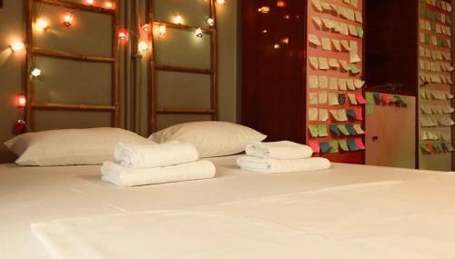 500Mbps WiFi Budget Studio 1min from Attiki metro station - Foto 5