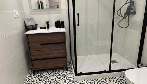 Tarraco civitas ubi ver aeternum est - Foto 5, Shower