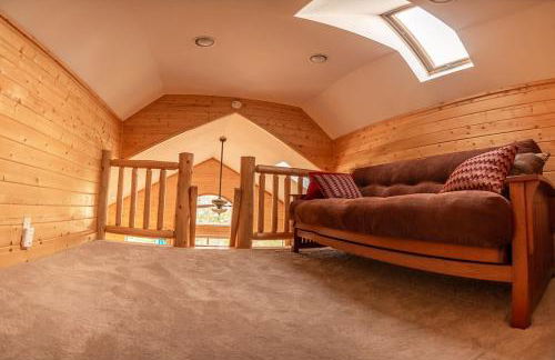 Beautiful Relaxing Home in Warm Springs Ranch - Misty Mountain Hideaway - Foto 7