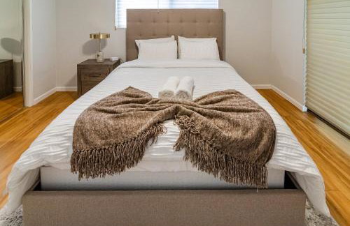 Charming 2BR Waterfront House - Foto 22