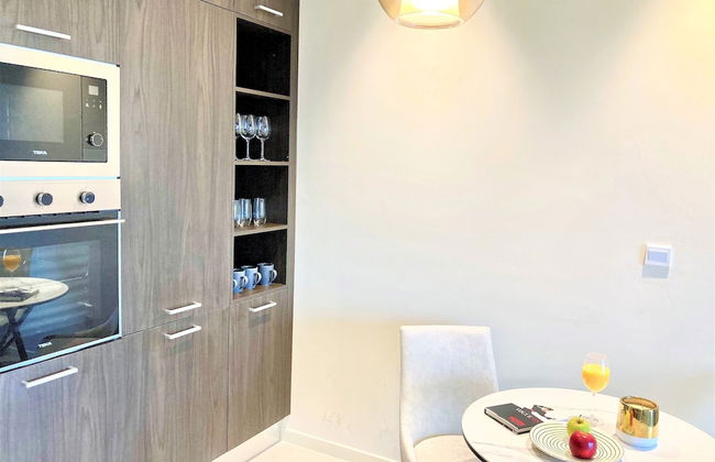 Amazing Living With Balcony - Park View JVC - Foto 8