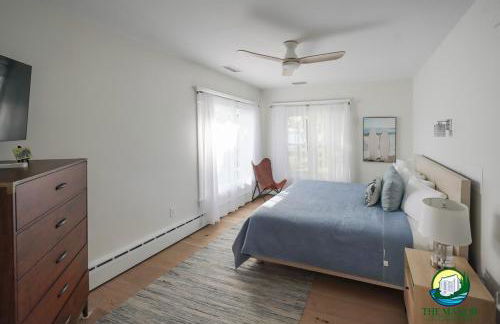 Lakefront estate with breathtaking views and pier! - Foto 12