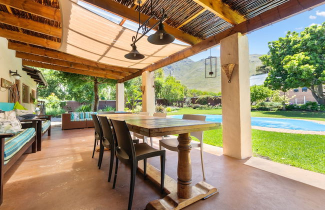 Panaderos - Photo 33