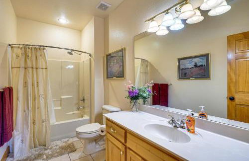 Game Room, Deck and Yard Lake of the Ozarks Retreat - Foto 20