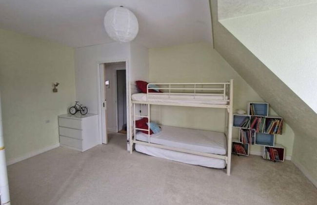 Family-friendly Holiday Home Near the Coast - Foto 6