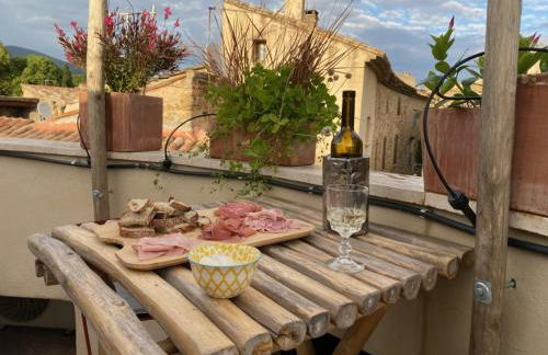 L'Exquishette de Lourmarin, un nid sur les toits. - Foto 4