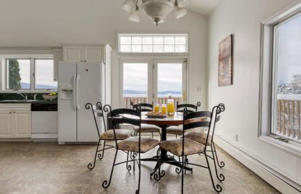 Scenic Catskills Retreat • Pool Hot Tub Game Room Lake Views Mountainview Estate by AvantStay - Foto 57