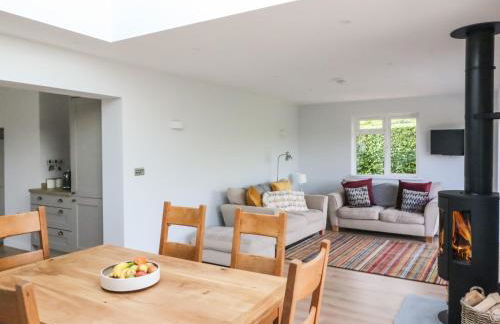 Shipton Hill View - Photo 10