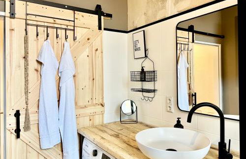 MAKERS and ROOMS APARTMENT 01 Pauline 110qm Parkplatz 1-4 Personen - Foto 10