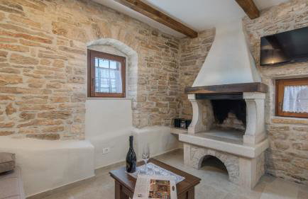 Beautiful Heritage Villa Croc with pool in Buje - Foto 12