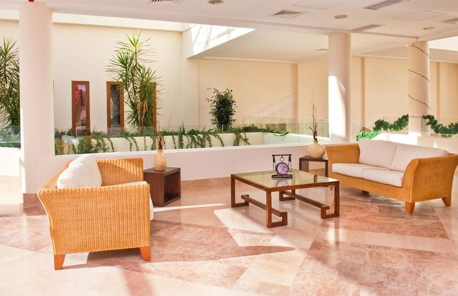 Ballesol Costablanca Senior Resort mayores de 55 - Photo 4