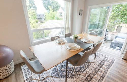 Comfy Family Home, Walkable Neighborhood + Patio! - Foto 55