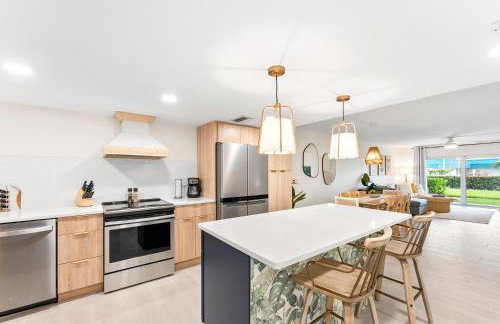 Cocoa Beach Towers - Oceanfront Resort with Heated Pool, Tennis Steps from the Pier - Foto 21