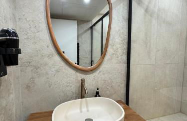 Appartement avec terrasse et parking centre St-Tropez - Photo 15