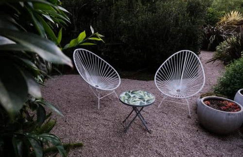 Unique Sculptured House with Private Beach Access - Foto 23