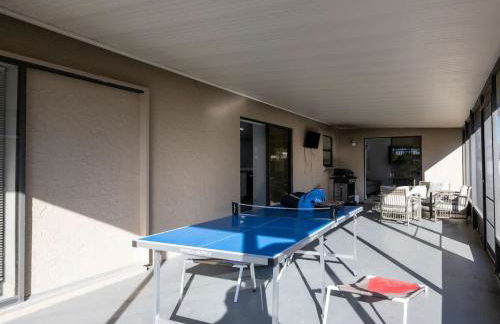 Family Fun Ping Pong BBQ Walk to Park Nearby - Photo 18