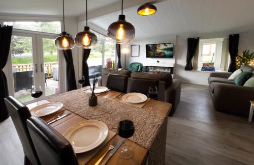 Lodge by the Lake - Lake District - Hot Tub - Foto 8