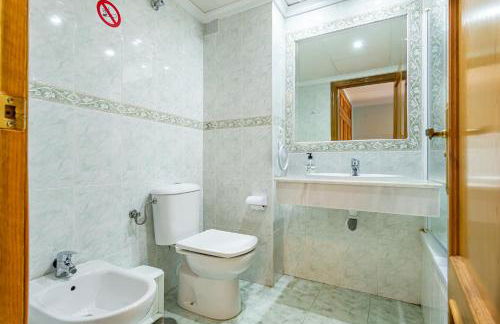 Sun & Sand Beach Apartment - Photo 16