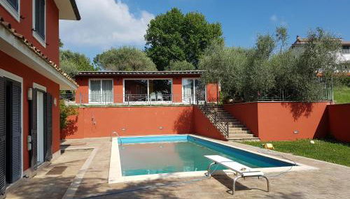 IL CICLAMINO POOL FOR YOUR SOLE USE BIG IN-GROUND - 70m2 house & 300m2 outdoor, child & pet friendly, 10 minutes drive to Montebello Station connecting to Rome centre in 20 minutes, 3 minutes drive to supermarket -4 language warm guest care - Foto 5