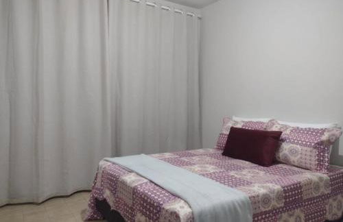 Apartamento amplo 10 mim da praia - Foto 5