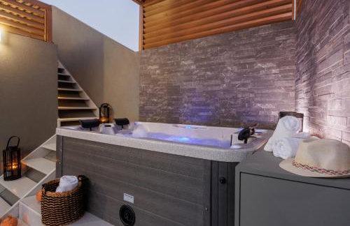 Hersonissos Beach Front Suites - Photo 76