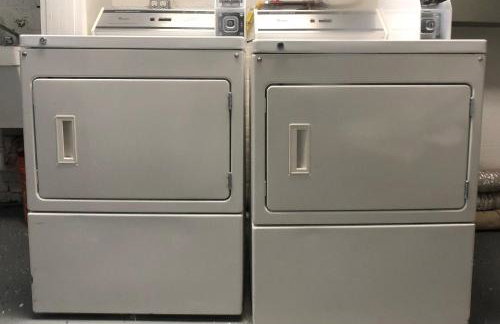 Large Home - Great Location - 15 Minutes to NYC - Foto 68