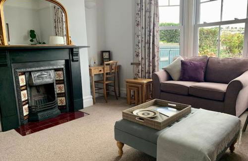 A unique and spacious river front property - Foto 20