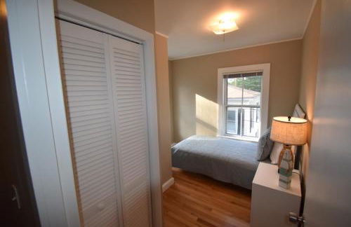 Cozy 3BR Beach House by the Sea - Foto 25