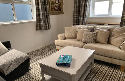 Portaferry Waterfront Townhouse with Hot Tub - Foto 25