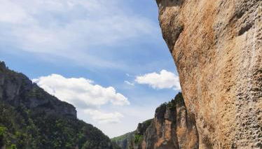 Logement Cozzy avec vue sur la vallée et Jacuzzi - Foto 3