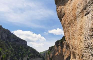 Logement Cozzy avec vue sur la vallée et Jacuzzi - Foto 3