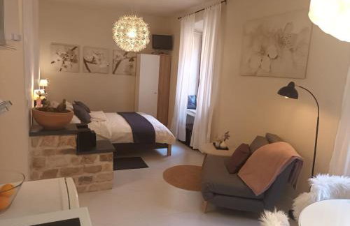 Leut Apartment - Photo 10