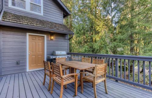 Lazy Bear Lodge · Spacious 6BR Lodge with Chef's Kitchen, Hot Tub, Golf Views and more - Foto 23