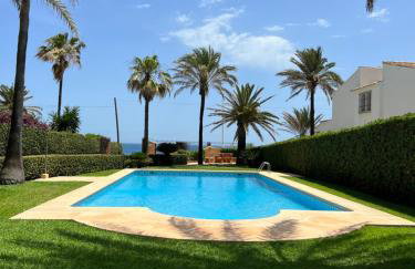 Apartamento primera línea mar Jávea - Photo 1