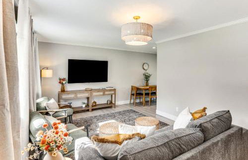 Modern Retreat with Fire Pit Near Harrison Bay! - Foto 1